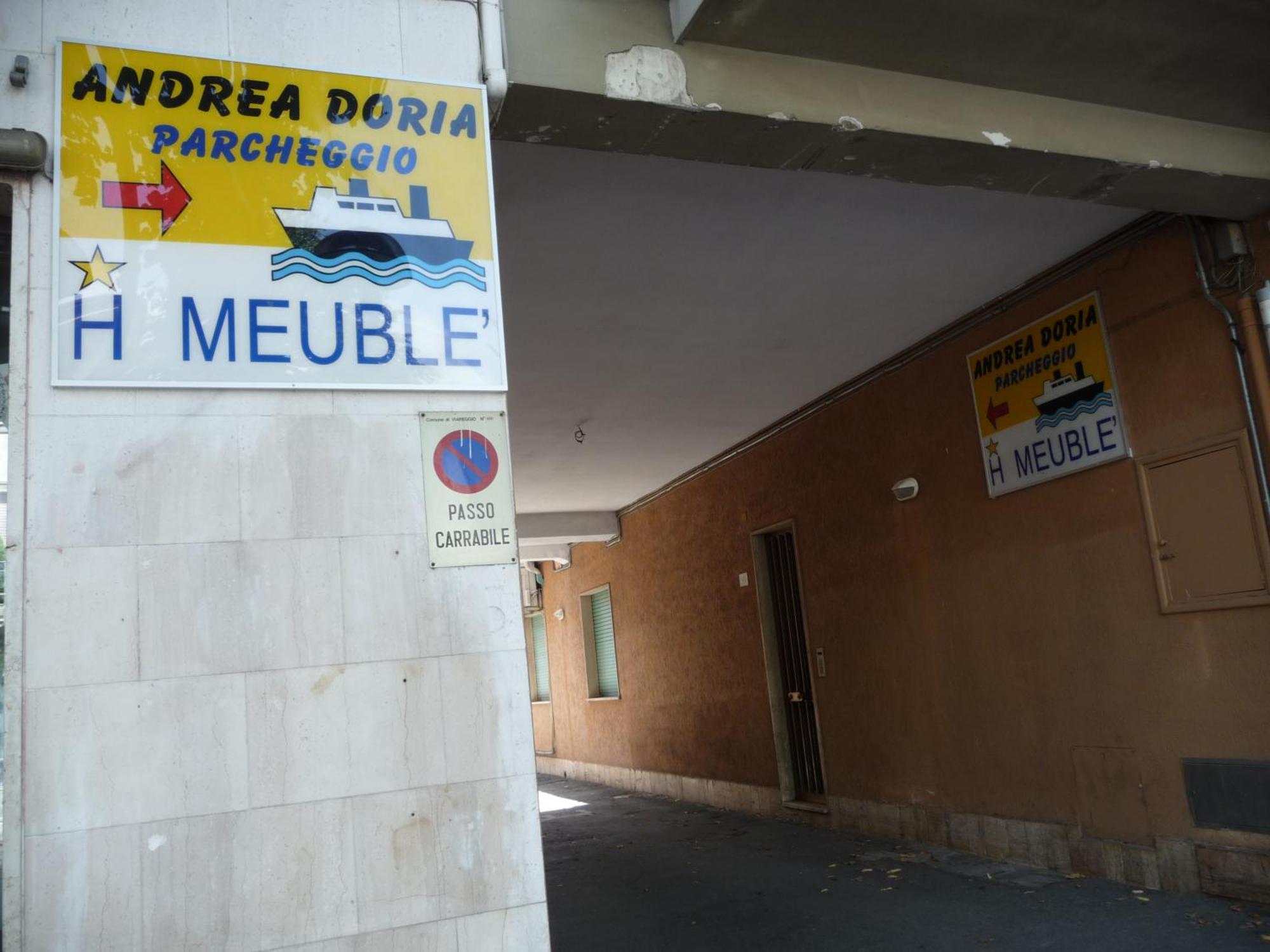 Hotel Meublè Andrea Doria à Torre del Lago Puccini Extérieur photo
