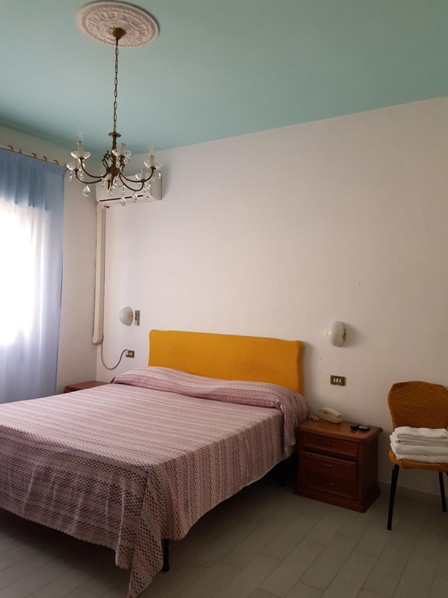 Hotel Meublè Andrea Doria à Torre del Lago Puccini Extérieur photo