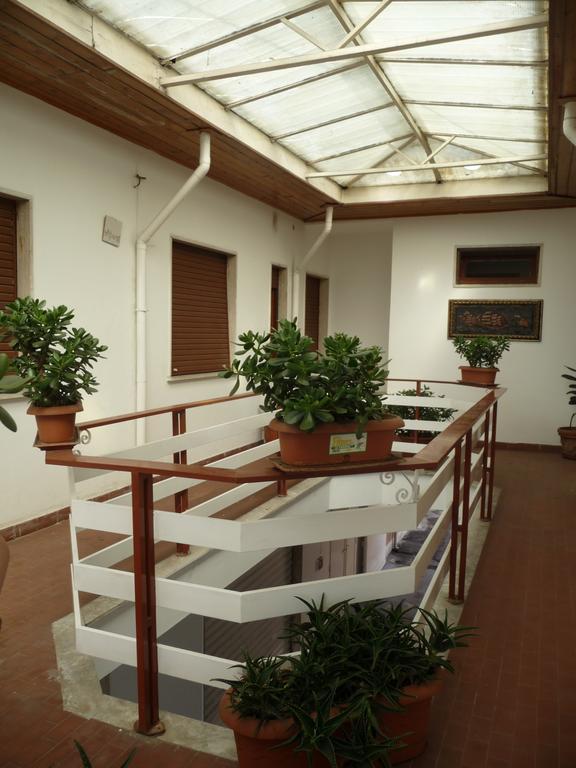 Hotel Meublè Andrea Doria à Torre del Lago Puccini Extérieur photo